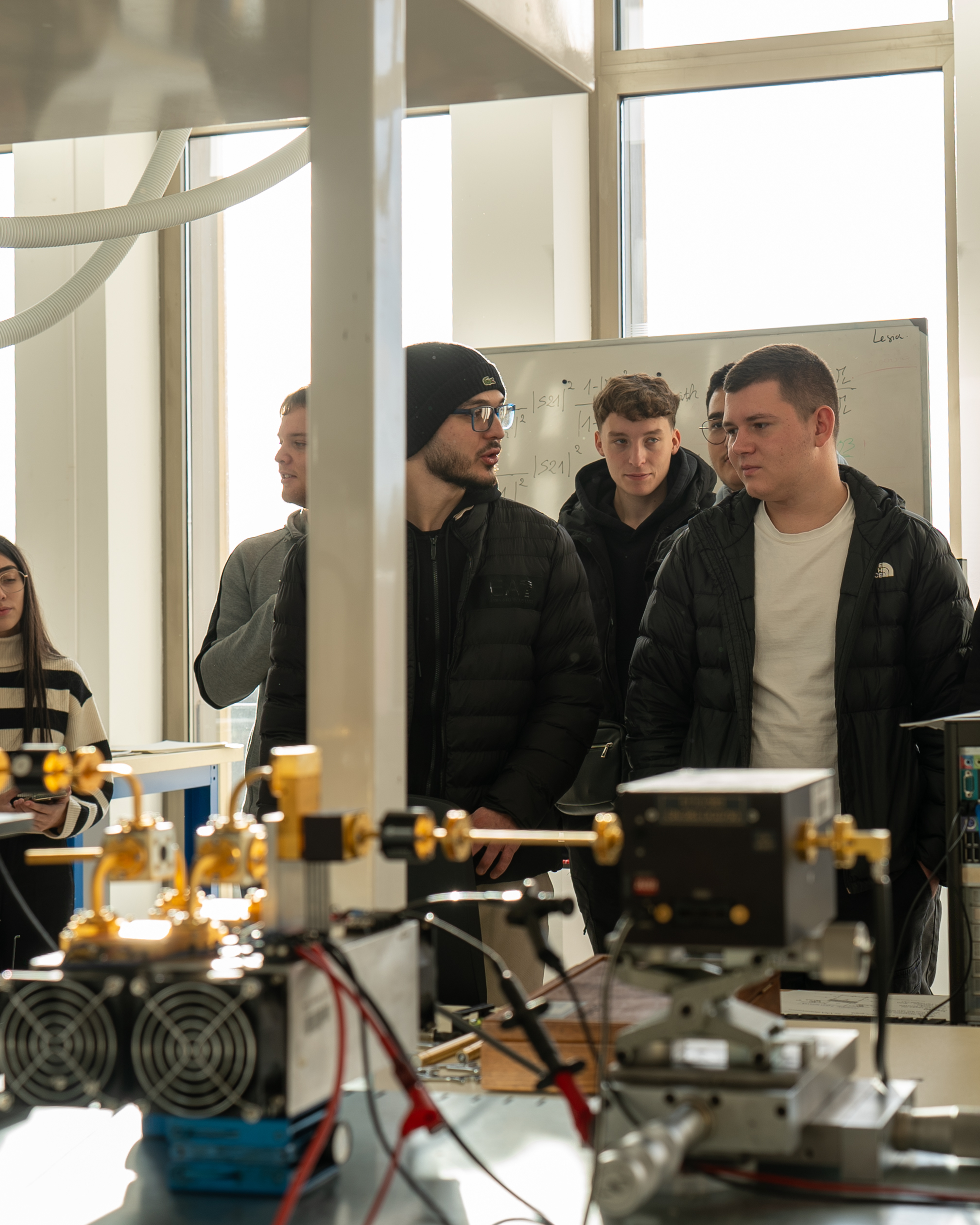Visite de la salle fibre optique